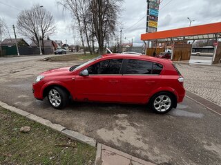 2006 Opel Astra H, красный, 270000 рублей, вид 3