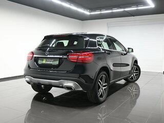 2017 Mercedes-Benz GLA 200 I (X156) Рестайлинг, чёрный, 2250000 рублей, вид 2