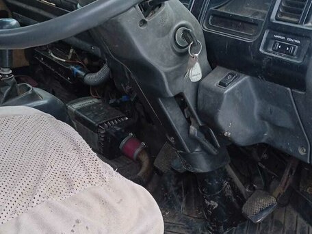 1991 Mazda Titan, синий, 390000 рублей, вид 2