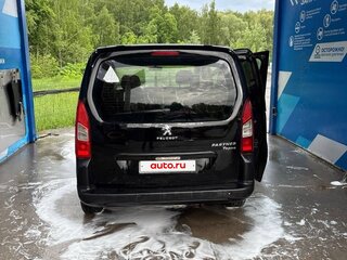 2013 Peugeot Partner II Рестайлинг, чёрный, 600000 рублей, вид 4