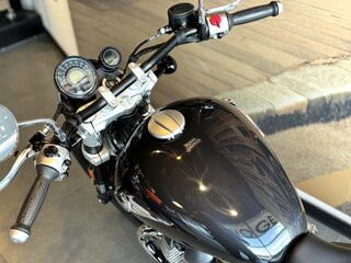 2026 Royal Enfield Super Meteor, чёрный, 773000 рублей, вид 4