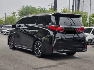 2024 Toyota Alphard IV, чёрный, 10599000 рублей, вид 2
