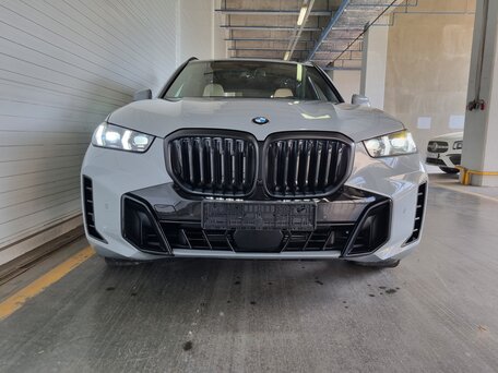 2026 BMW X5 30d IV (G05/G18) Рестайлинг, серый, 14600000 рублей, вид 4