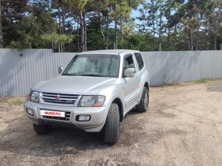2001 Mitsubishi Pajero III, серебристый, 935000 рублей, вид 2