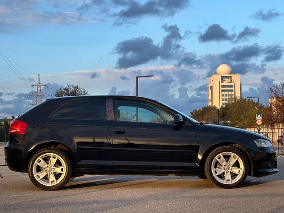 2009 Audi A3 II (8P) Рестайлинг 2, чёрный, 797000 рублей - вид 9