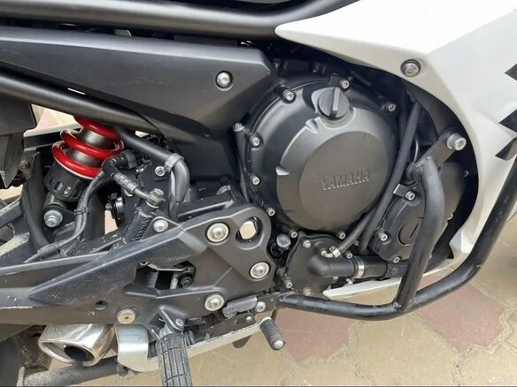 2011 Yamaha XJ6 (FZ6R), белый, 520000 рублей - вид 4