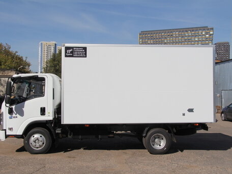 2026 Isuzu Elf (N-series), белый, 5690000 рублей, вид 3