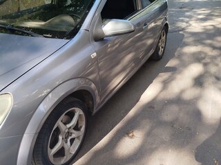 2007 Opel Astra GTC H Рестайлинг, серый, 350000 рублей, вид 3