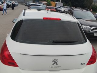 2012 Peugeot 308 I Рестайлинг, белый, 600000 рублей, вид 3