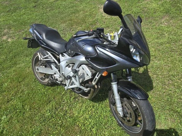 2005 Yamaha FZ6, серый, 350000 рублей - вид 6