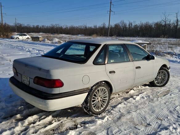 1992 Ford Taurus II, белый, 140000 рублей - вид 10