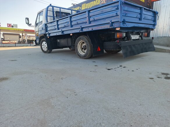 1991 Isuzu Elf (N-series), белый, 1700000 рублей - вид 8