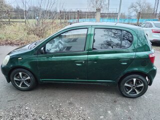 2001 Toyota Yaris I, зелёный, 297000 рублей, вид 4