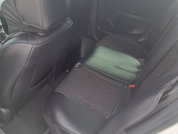 2013 Toyota Corolla X (E140, E150) Рестайлинг, белый, 760000 рублей - вид 6