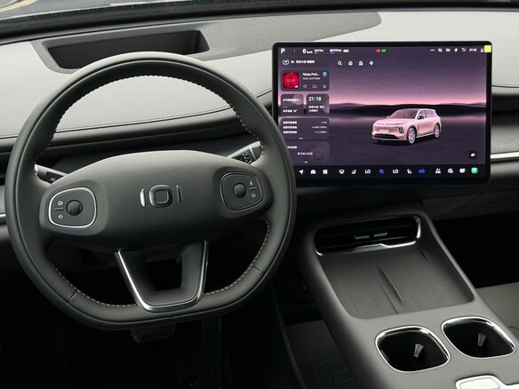 2026 Changan Qiyuan Q07 31.7 kWh, чёрный - вид 24