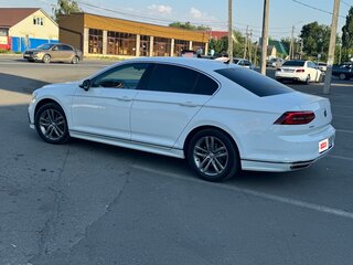 2017 Volkswagen Passat B8, белый, 2500000 рублей, вид 4