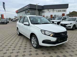 2026 Lada (ВАЗ) Granta I Рестайлинг, белый, 1094000 рублей, вид 3