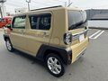 2022 Daihatsu Taft II, бежевый, 840000 рублей - вид 3