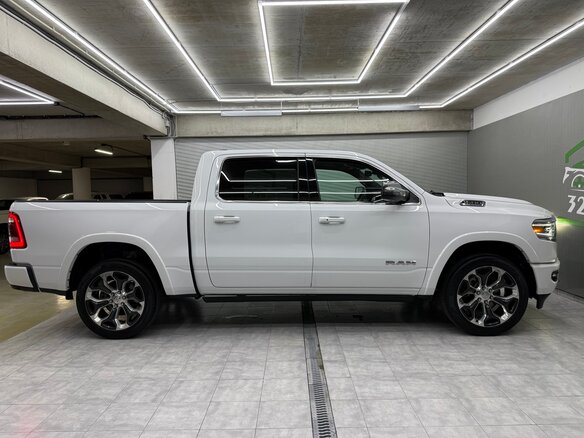 2023 Ram 1500 Crew Cab eTorque V, белый, 7890000 рублей - вид 25