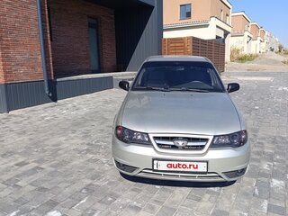 2009 Daewoo Nexia I Рестайлинг, серебристый, 240000 рублей, вид 1