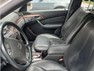 2001 Mercedes-Benz S-Класс 500 IV (W220), серебристый, 525000 рублей, вид 5