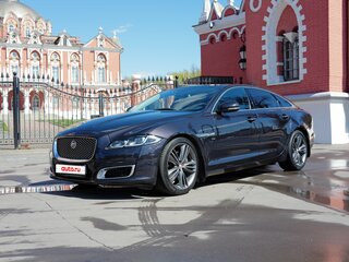 2016 Jaguar XJ IV (X351) Рестайлинг, фиолетовый, 3500000 рублей, вид 2