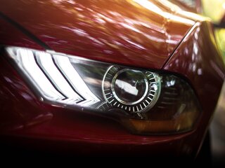 2019 Ford Mustang VI Рестайлинг, красный, 3500000 рублей, вид 5