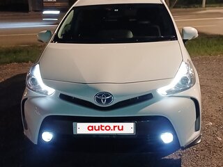 2015 Toyota Prius Alpha I (ZVW40/41) Рестайлинг, белый, 1200000 рублей, вид 2