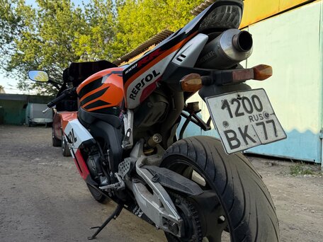 2005 Honda CBR 1000 RR/RA Fireblade, золотистый, 520000 рублей, вид 2