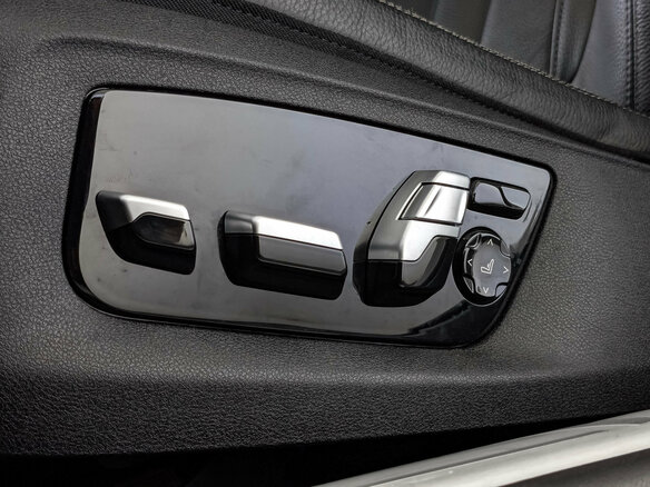 2021 BMW 7 серии Long 750Li xDrive VI (G11/G12) Рестайлинг, синий, 6750000 рублей - вид 21