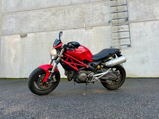 2008 Ducati Monster 696, красный, 350000 рублей, вид 1