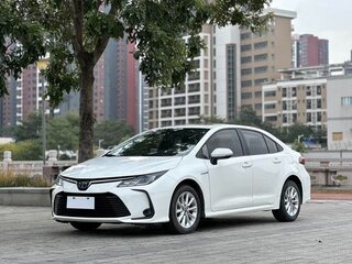 2023 Toyota Corolla XII (E210), белый, 1739000 рублей, вид 2