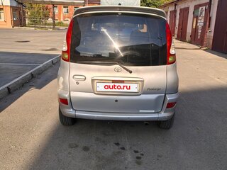 2003 Toyota FunCargo, серый, 500000 рублей, вид 3