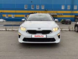 2018 Kia Ceed III, белый, 1690000 рублей, вид 2
