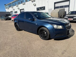 2011 Chevrolet Cruze I, синий, 505000 рублей, вид 3