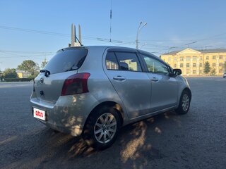 2005 Toyota Vitz II (XP90), серый, 535000 рублей, вид 4
