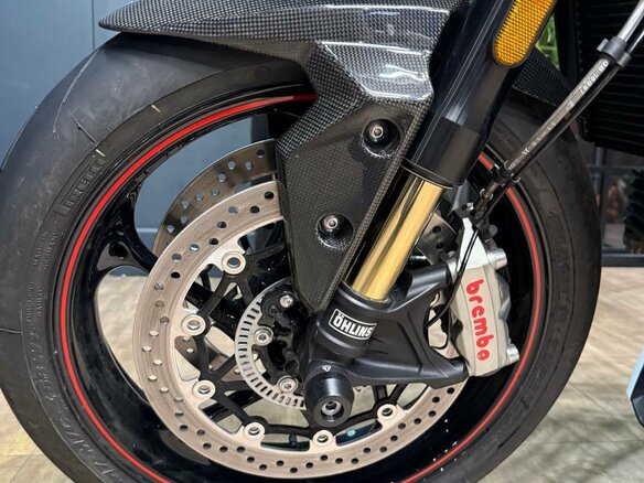 2019 Triumph Speed Triple, белый, 1250000 рублей - вид 5