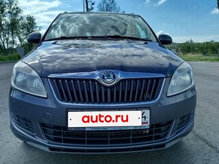 2012 Skoda Fabia II Рестайлинг, серый, 680000 рублей, вид 3