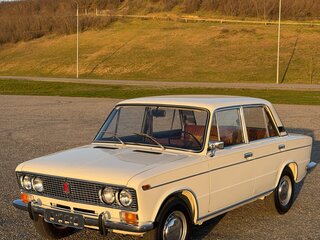 1980 Lada (ВАЗ) 2103, белый, 1250000 рублей, вид 2