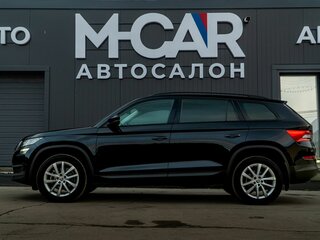 2021 Skoda Kodiaq I, чёрный, 2399000 рублей, вид 4