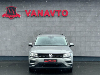 2020 Volkswagen Tiguan II, серый, 2680000 рублей, вид 2
