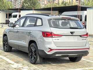 2022 Jetta VS7 I Рестайлинг 1, серый, 1280000 рублей, вид 4