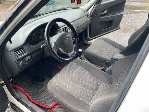 2012 Lada (ВАЗ) Priora I, белый, 230000 рублей - вид 4