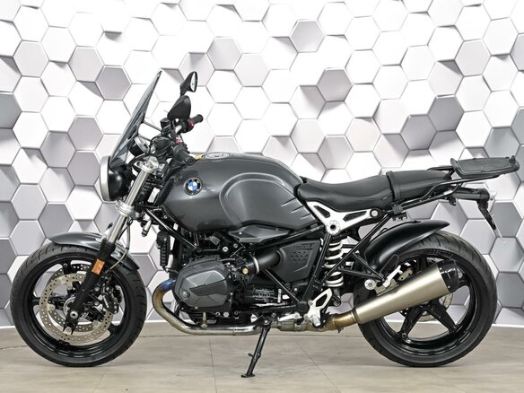 2022 BMW R Nine T Pure, чёрный, 1189000 рублей - вид 3