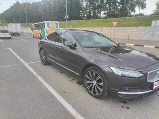 2021 Volvo S90 II Рестайлинг, серый, 2290000 рублей, вид 4