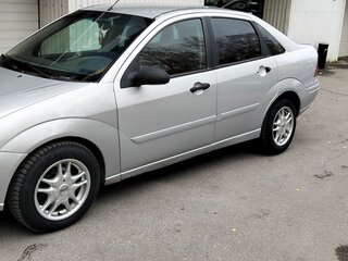 2000 Ford Focus I (North America), серый, 255000 рублей, вид 5