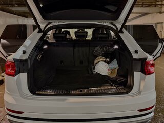 2018 Audi Q8 55 TFSI I (4M), белый, 4650000 рублей, вид 5