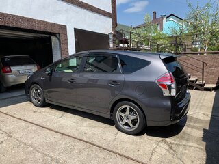 2016 Toyota Prius Alpha I (ZVW40/41) Рестайлинг, серый, 1700000 рублей, вид 5