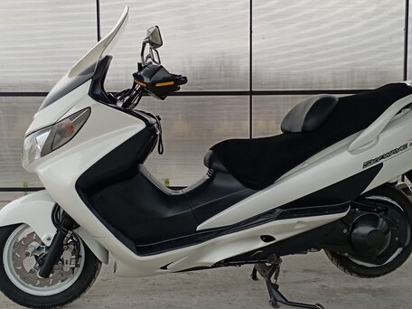 2004 Suzuki Burgman (SkyWave) 400, белый, 230000 рублей, вид 2