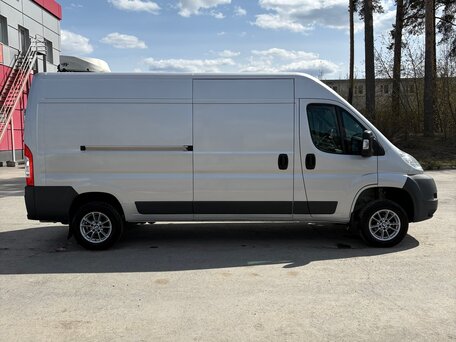 2014 Peugeot Boxer, серебристый, 2850000 рублей, вид 3